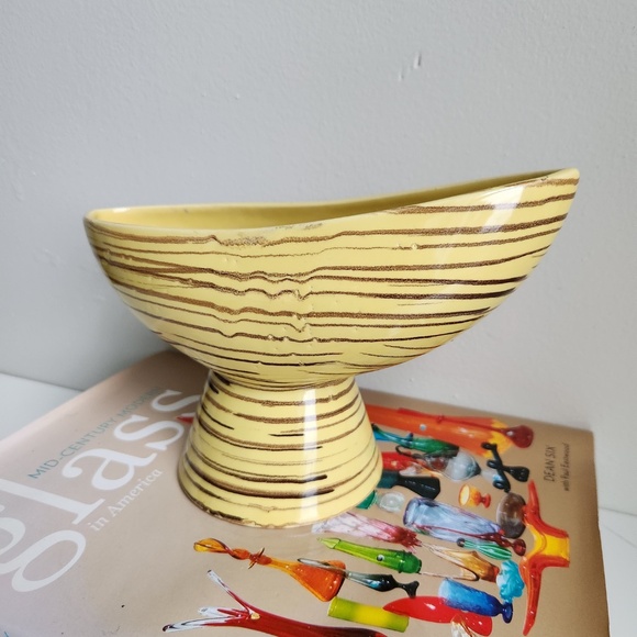 Vintage Mid Century Modern McCoy Yellow Harmony Planter - Picture 4 of 10